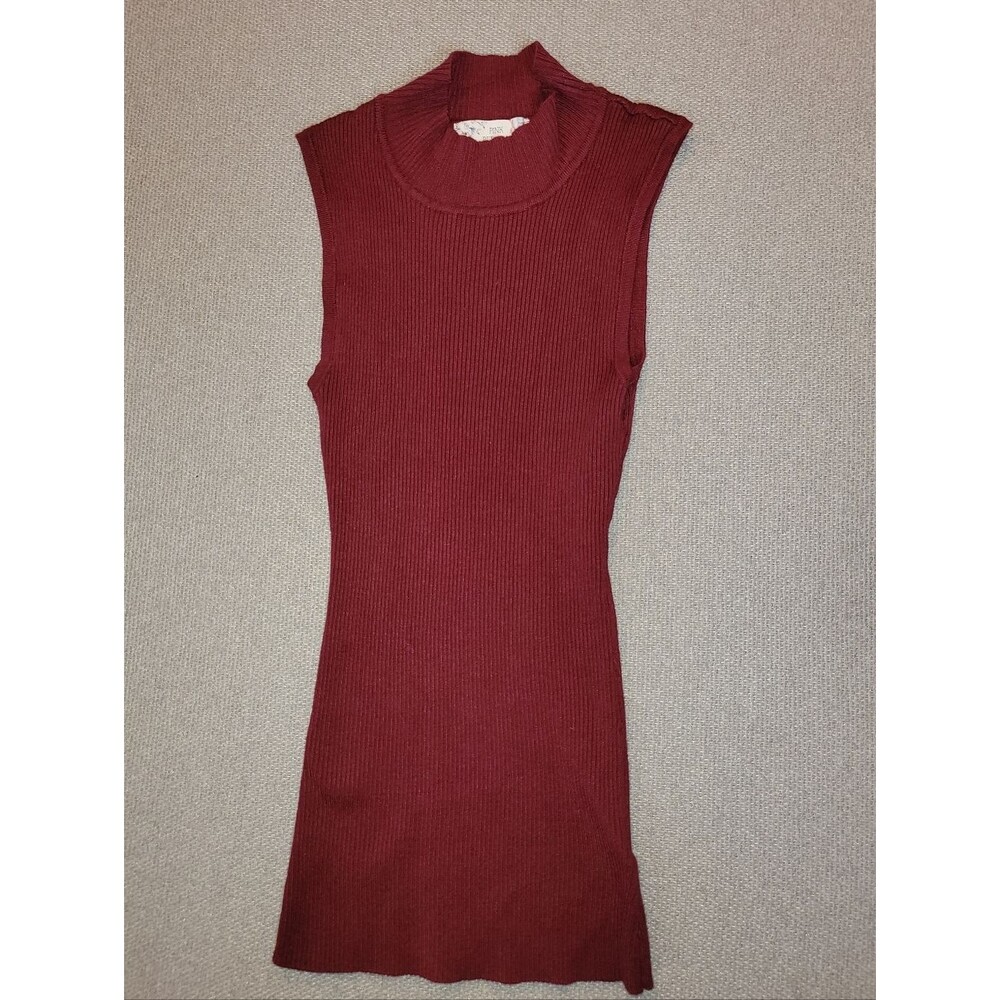 Pink Republic Size Small Ribbed Merlow Mock Neck Stretchy Sleeveless Sweater